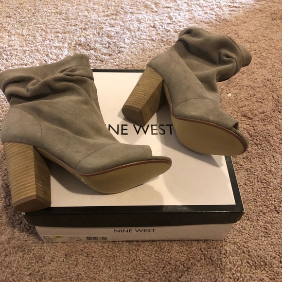 Booties!! - Picture 1 of 4